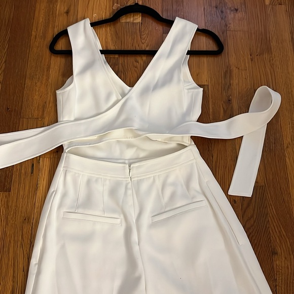 Club Monaco White Jumpsuit - Picture 3 of 4